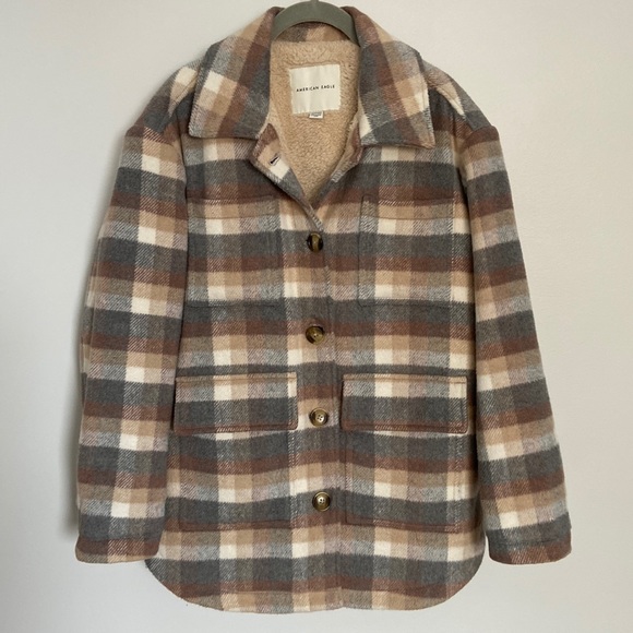 American Eagle Outfitters Jackets & Blazers - American Eagle Shacket - sherpa lined jacket XS